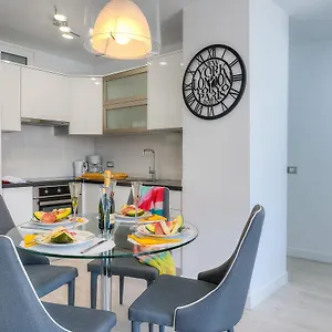  Appartamento Modern Cristianos Center